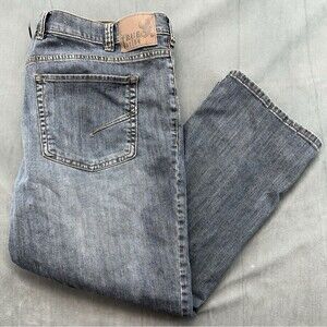 True Nation Blue Jeans Men's 44x28 Athletic Fit Mid Rise Distressed Medium Wash